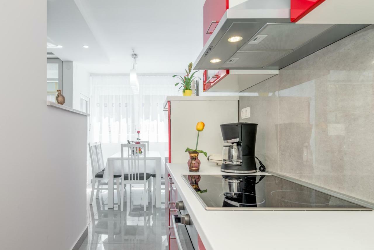 Appartement Kate à Omiš Extérieur photo