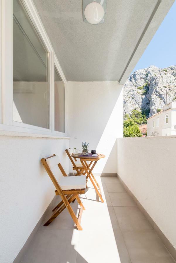 Appartement Kate à Omiš Extérieur photo