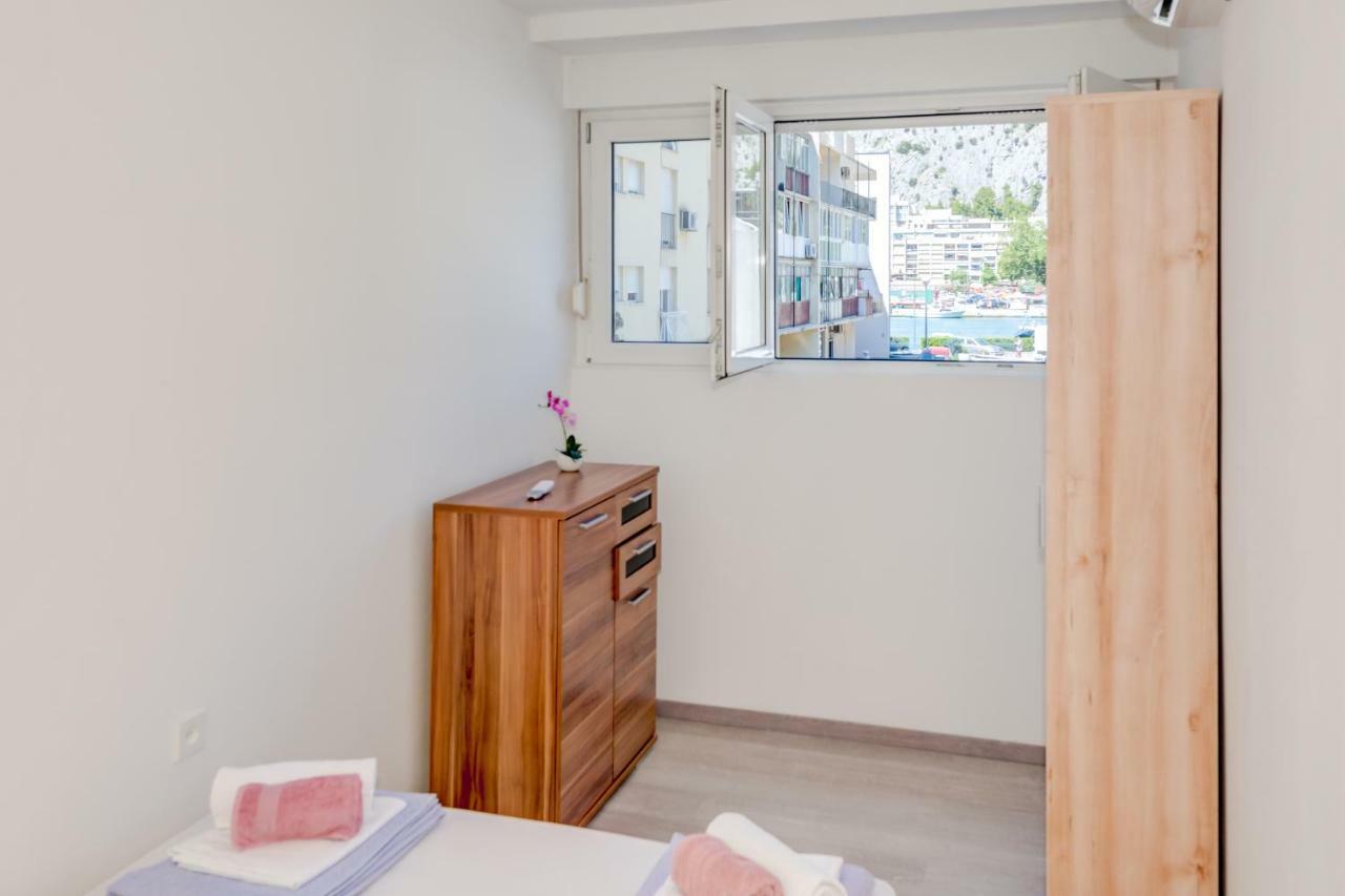 Appartement Kate à Omiš Extérieur photo