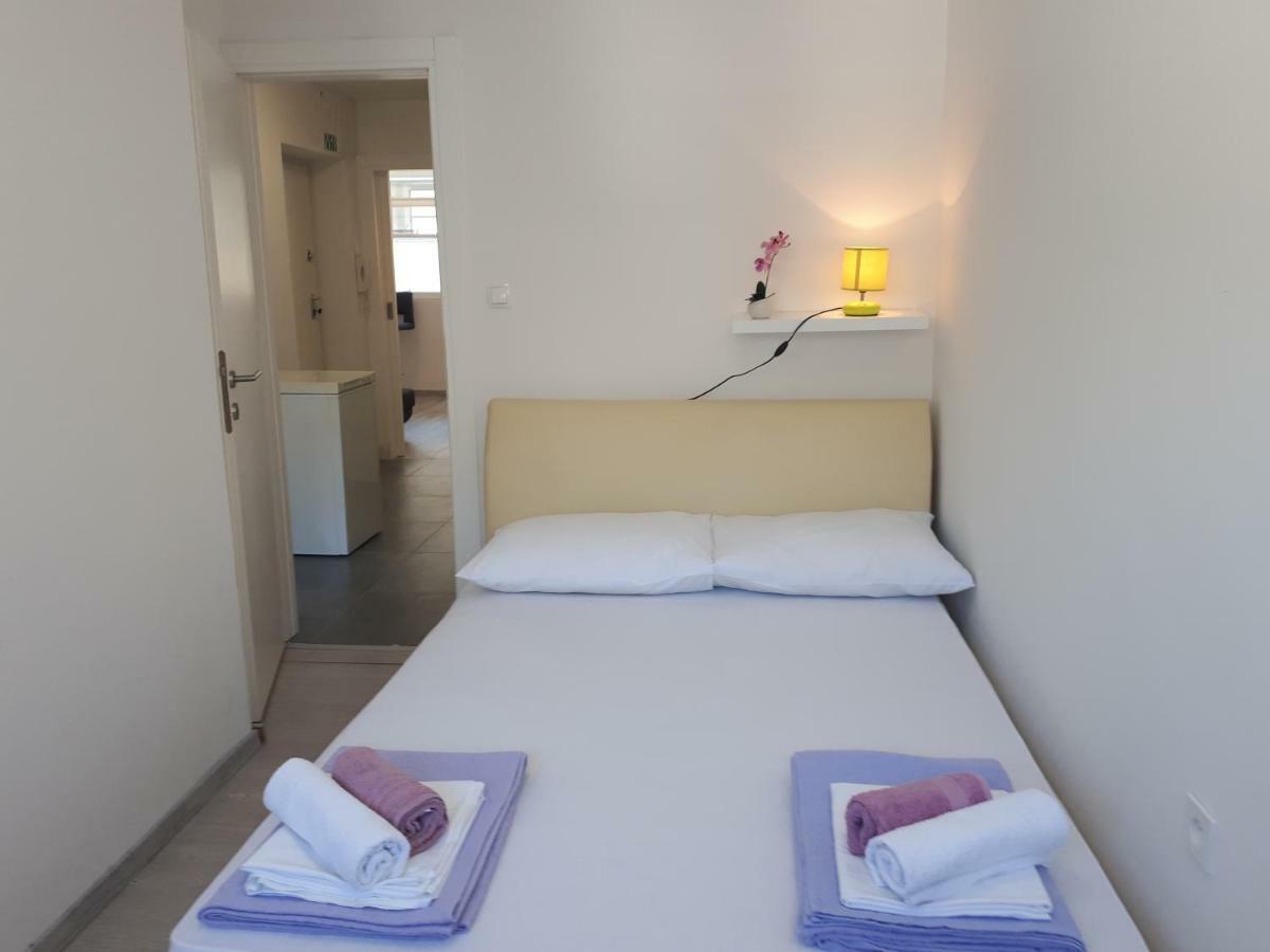 Appartement Kate à Omiš Extérieur photo